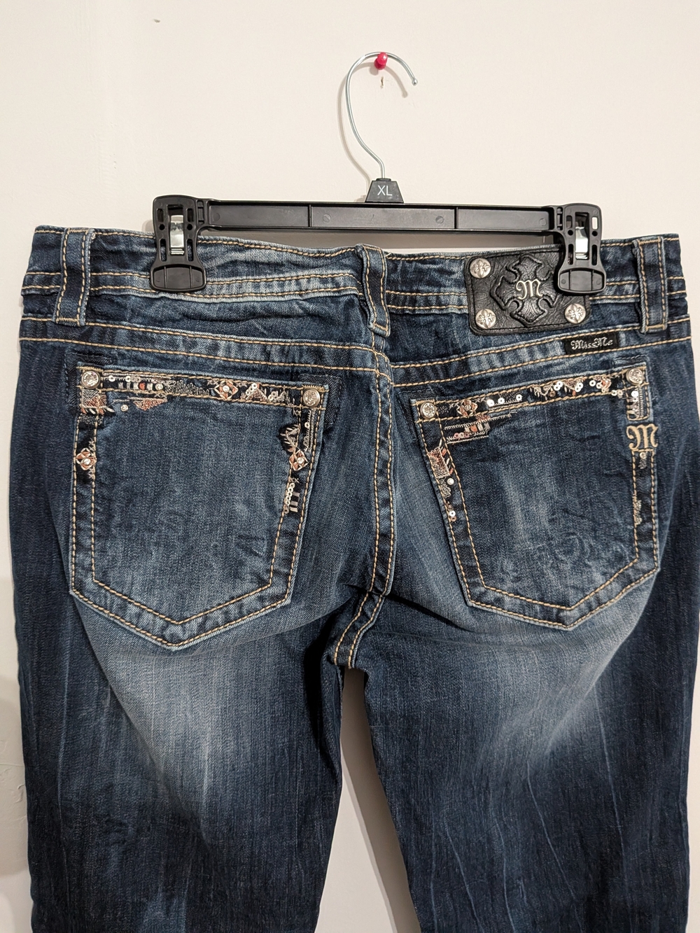 Miss Me Dark Wash Cropped Jeans with Embroidered Ankles - Picture 7 of 11
